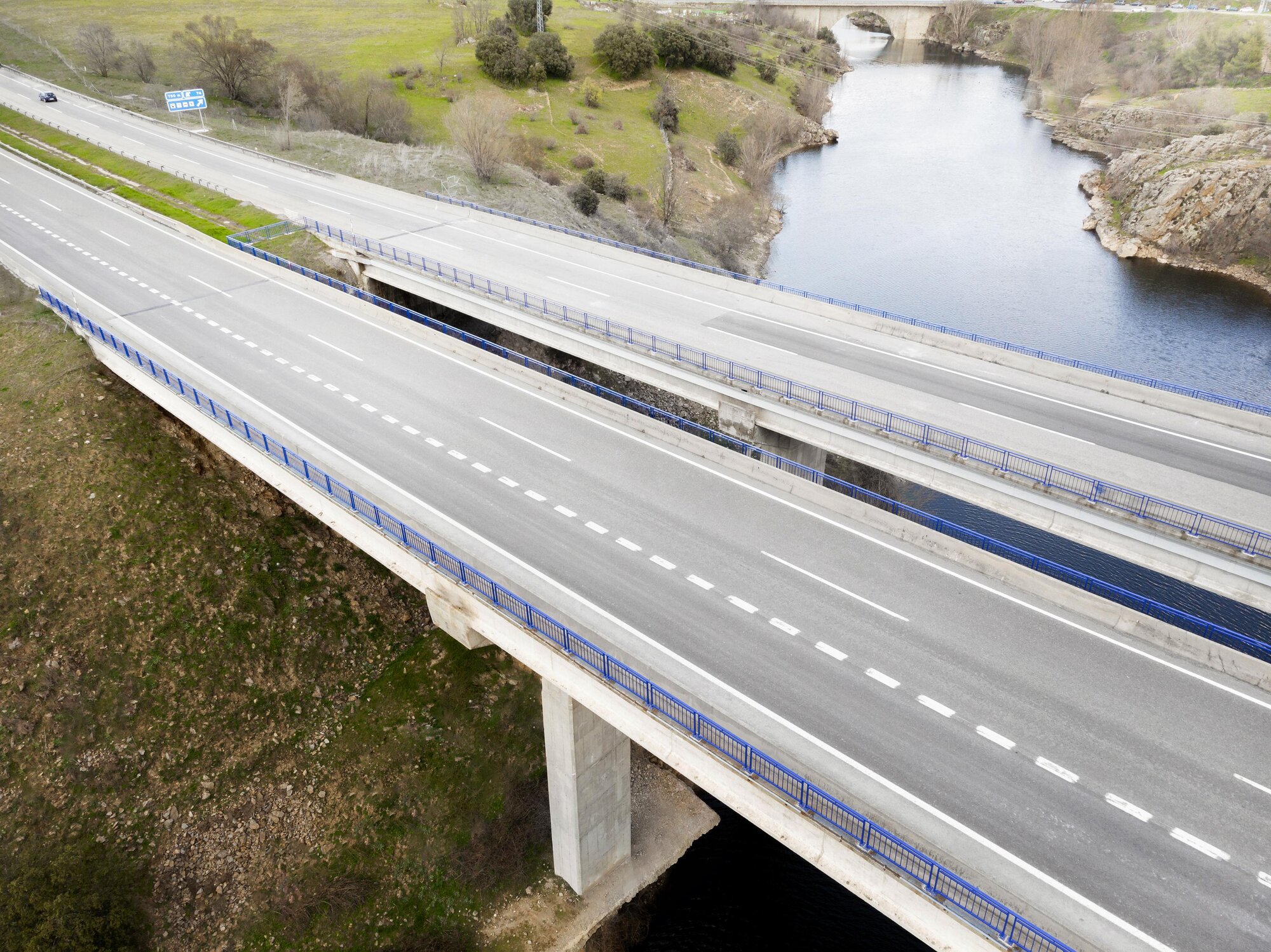 transport-concept-with-bridges-aerial-view transport-concept-with-bridges-aerial-view